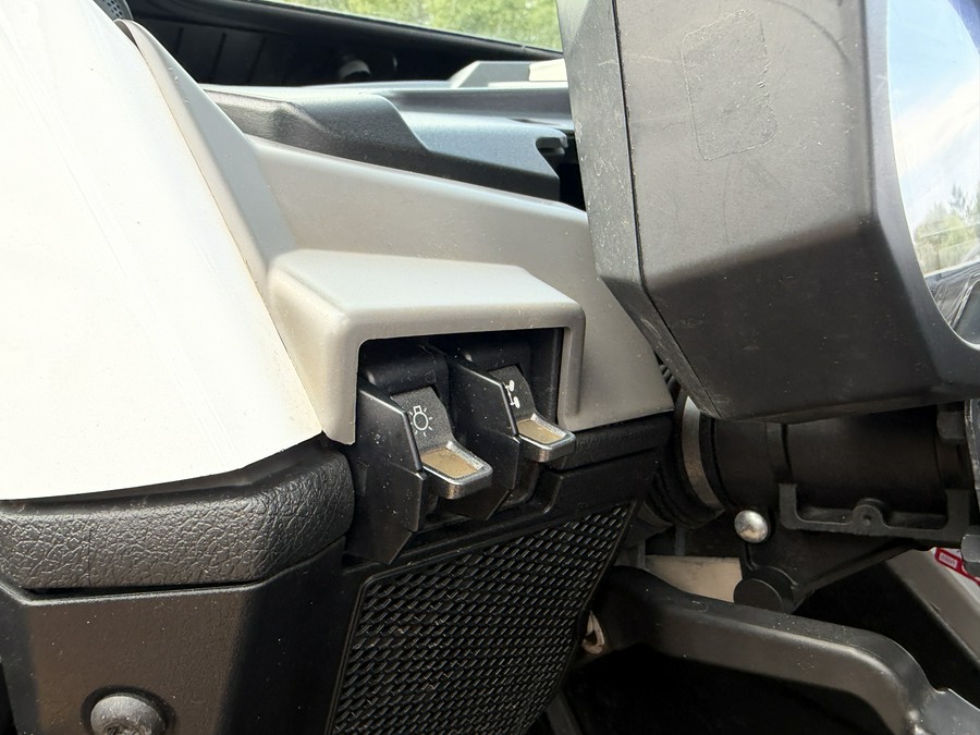 2020 RZR PRO XP PREMIUM - Polaris