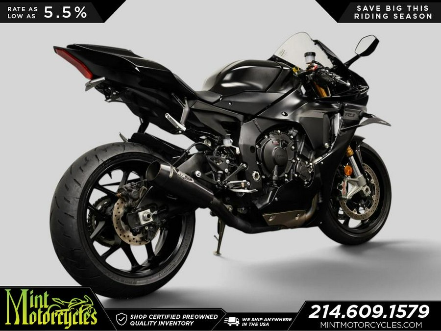 2025 Yamaha YZF-R1