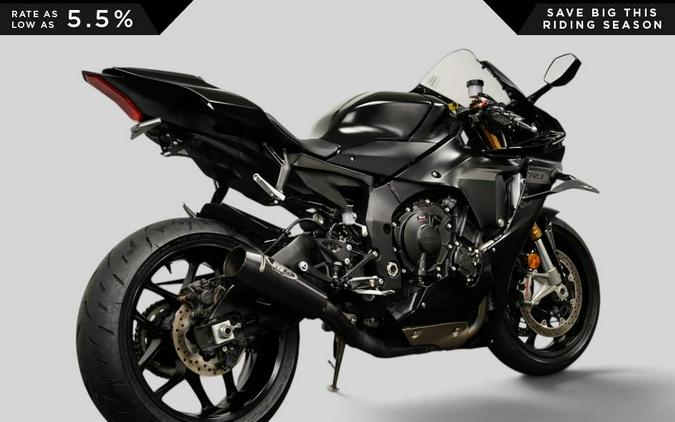 2025 Yamaha YZF-R1