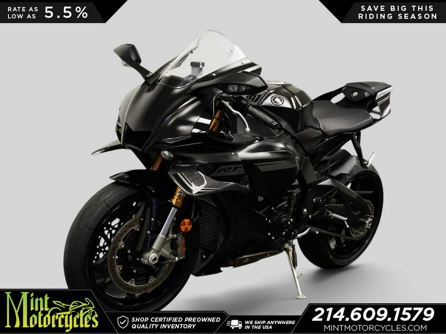 2025 Yamaha YZF-R1
