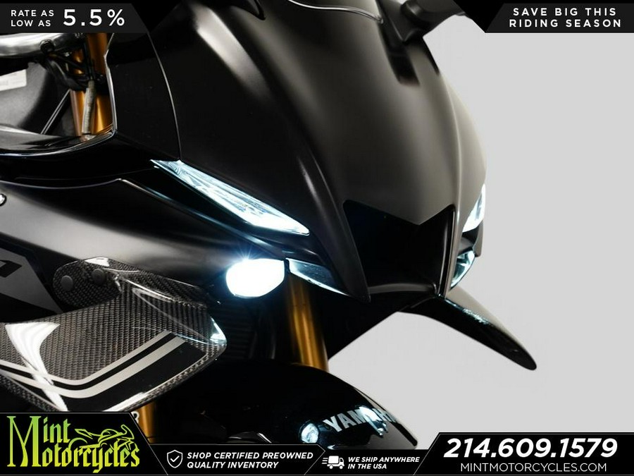 2025 Yamaha YZF-R1