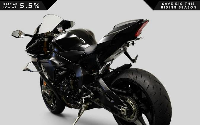 2025 Yamaha YZF-R1