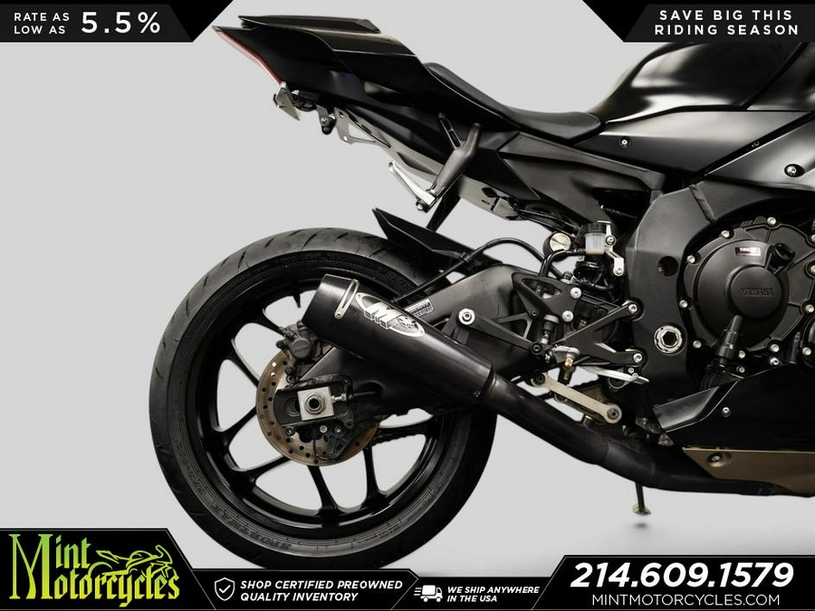 2025 Yamaha YZF-R1