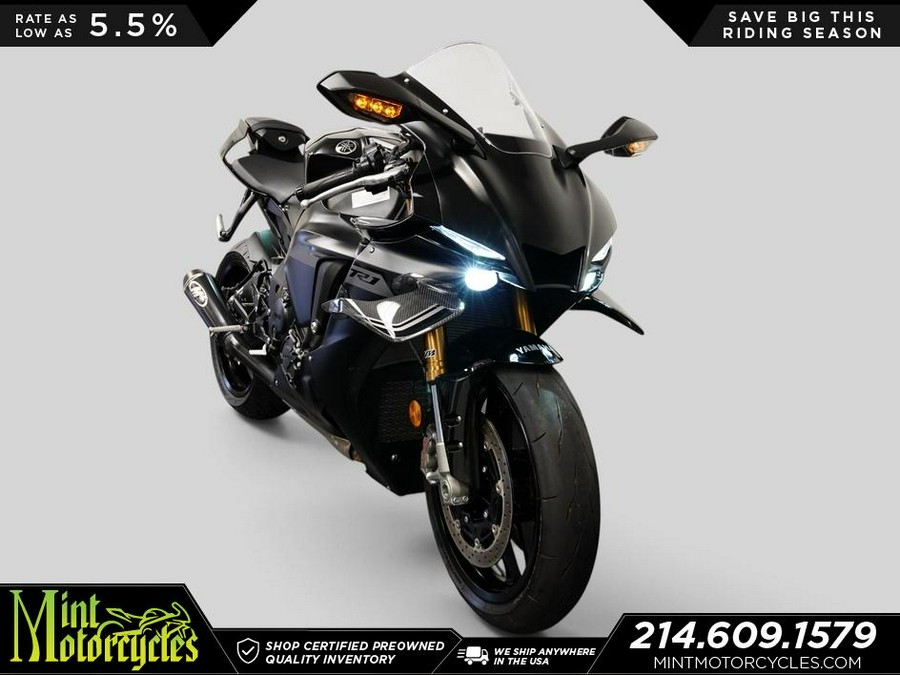 2025 Yamaha YZF-R1