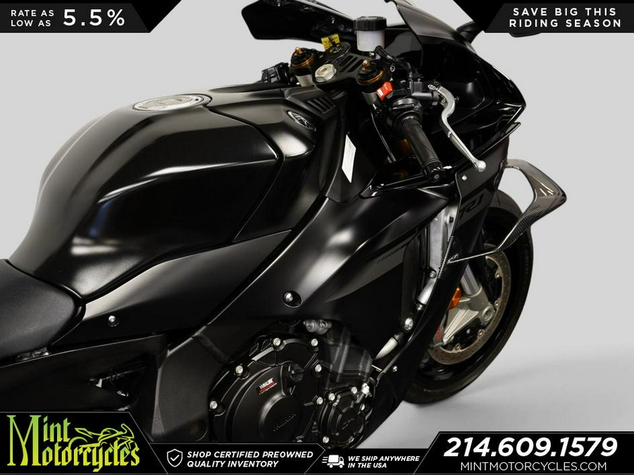 2025 Yamaha YZF-R1