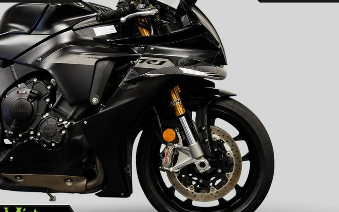 2025 Yamaha YZF-R1
