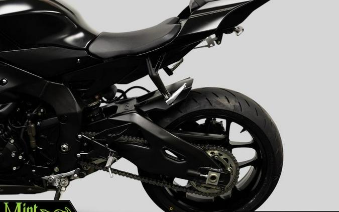 2025 Yamaha YZF-R1