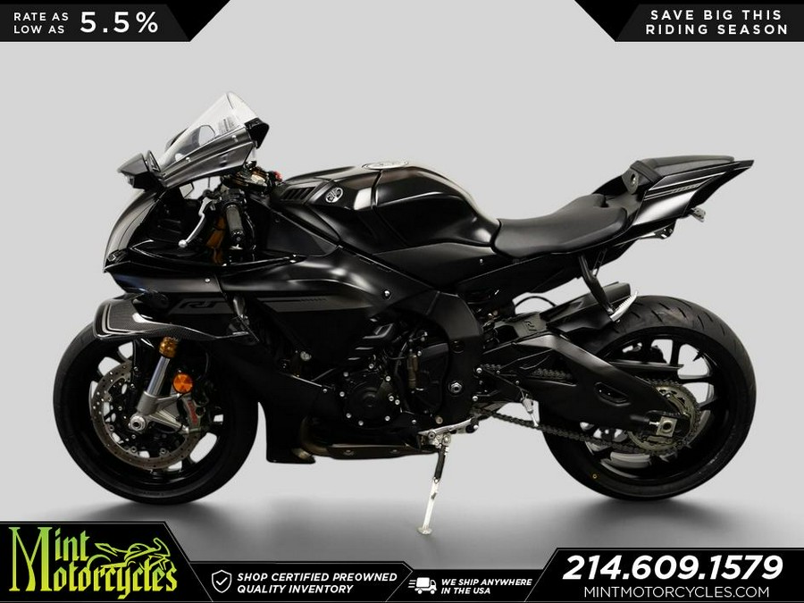 2025 Yamaha YZF-R1