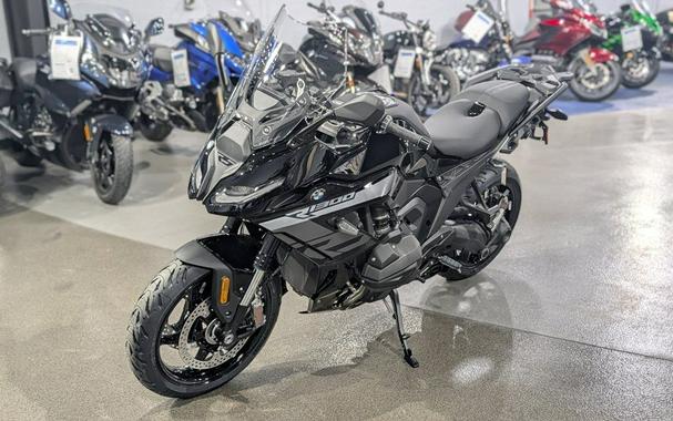 2026 BMW R 1300 RS Triple Black