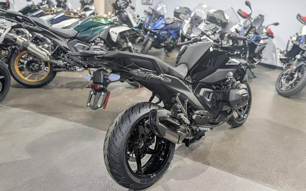 2026 BMW R 1300 RS Triple Black