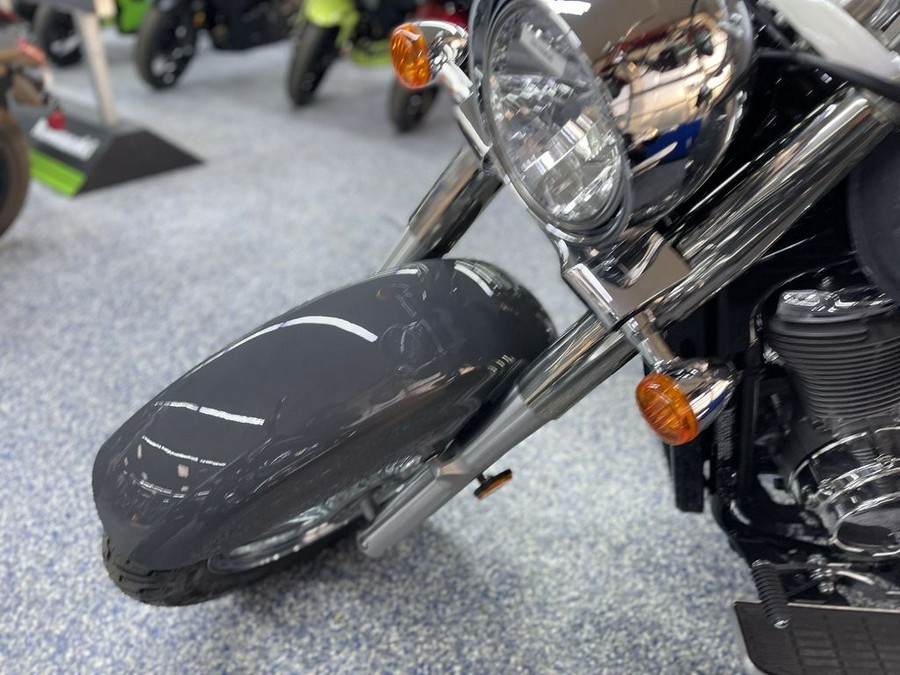 2025 Suzuki Boulevard C50