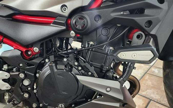 2024 Kawasaki Z500 SE ABS