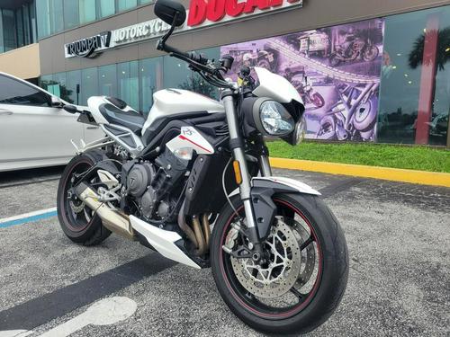 2019 Triumph Street Triple R Review