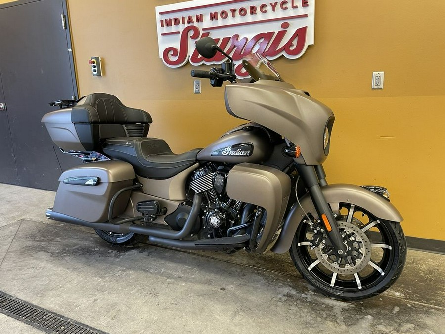 2021 Indian Motorcycle® Roadmaster® Dark Horse® Bronze Smoke