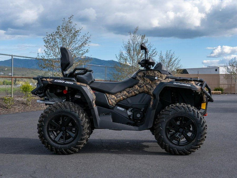 2022 Can-Am® Outlander MAX XT 850 Mossy Oak Break-Up Country Camo