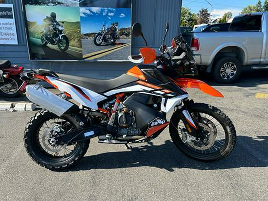 2022 KTM 890 Adventure R