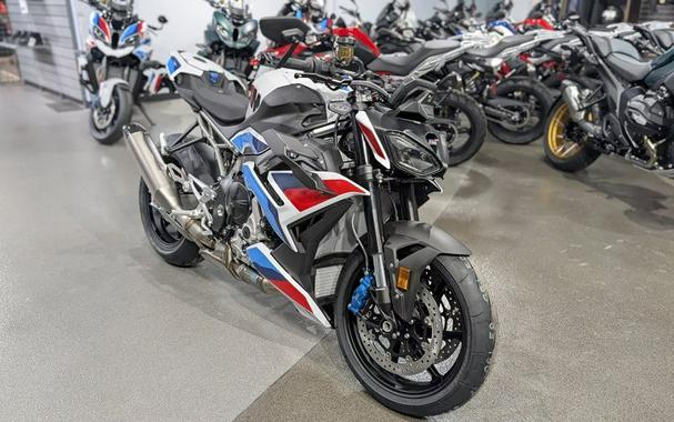 2026 BMW M 1000 R Light White/M Motorsport