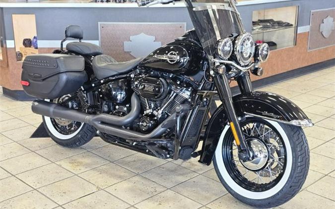 2018 Harley-Davidson Softail Heritage Classic 114