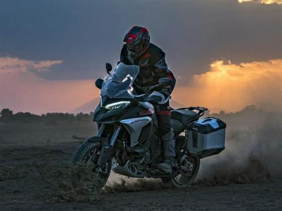 2024 Ducati Multistrada V4 Rally Adventure Travel & Radar