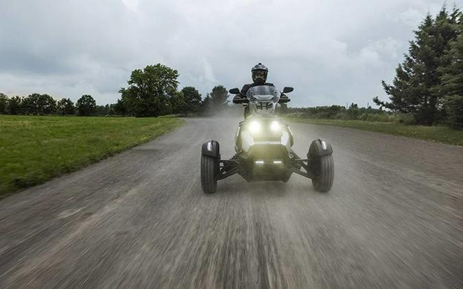2025 Can-Am CANYON 1330 SE6 J1SA