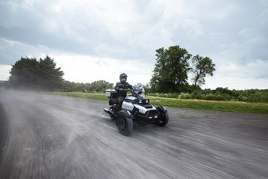 2025 Can-Am CANYON 1330 SE6 J1SA