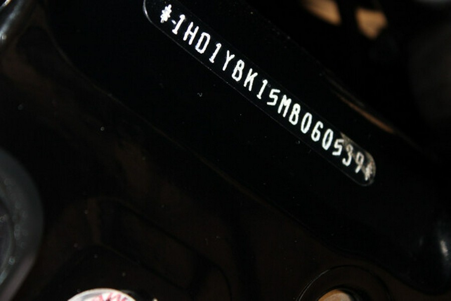 Used 2021 Harley-Davidson Heritage Classic 114 Cruiser FLHCS Motorcycle For Sale In Miami, Florida