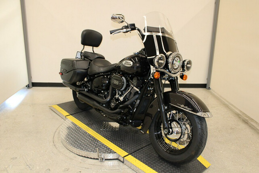 Used 2021 Harley-Davidson Heritage Classic 114 Cruiser FLHCS Motorcycle For Sale In Miami, Florida