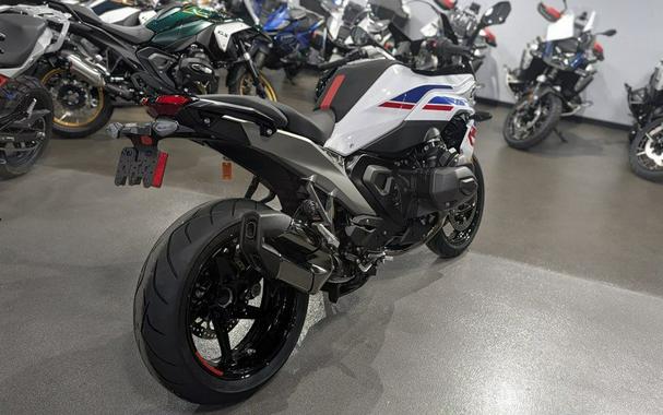 2026 BMW R 1300 RS Performance