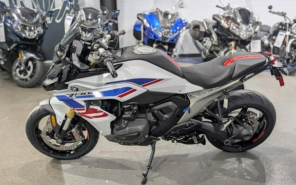 2026 BMW R 1300 RS Performance