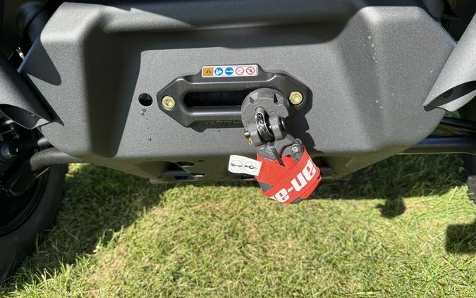 2027 CAN-AM DEFENDER XU XT CAB HD10