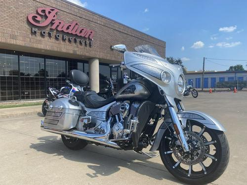 Quick review of 2018 Indian Chieftain Elite with big...