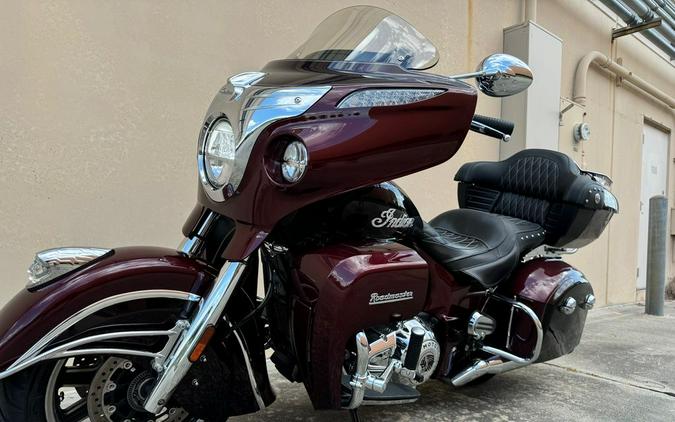 2021 Indian Motorcycle® Roadmaster® Maroon Metallic/Crimson Metallic