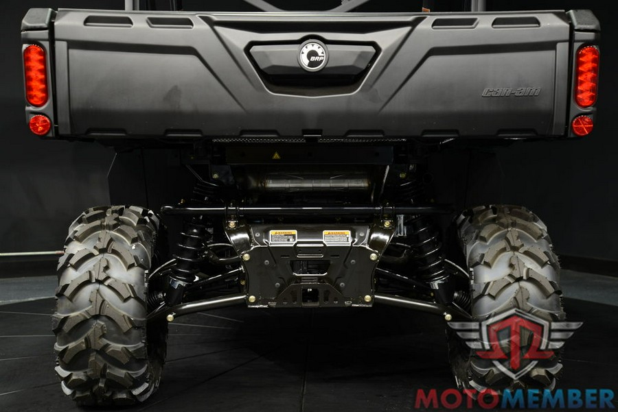 2025 Can-Am Defender XT HD10