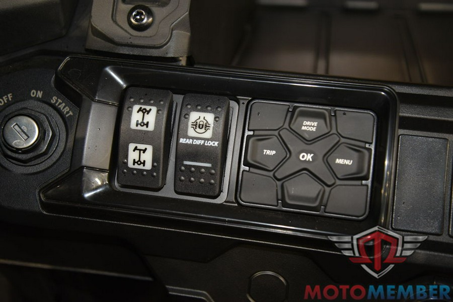 2025 Can-Am Defender XT HD10