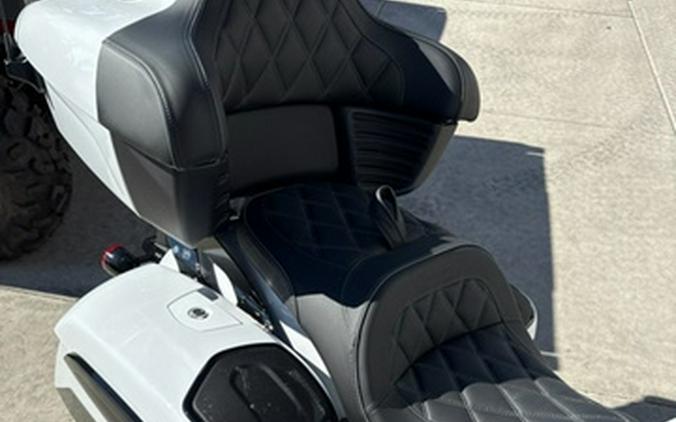 2025 Indian Pursuit Dark Horse 112 w/PowerBand Audio Ghost W