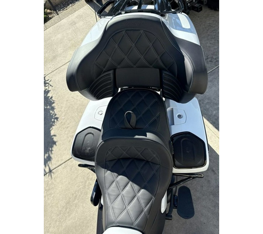 2025 Indian Pursuit Dark Horse 112 w/PowerBand Audio Ghost W