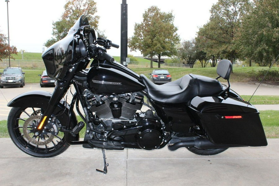 2018 Harley-Davidson® FLHXS - Street Glide® Special
