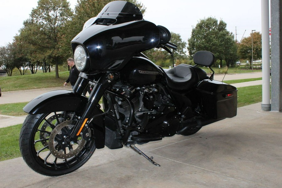 2018 Harley-Davidson® FLHXS - Street Glide® Special