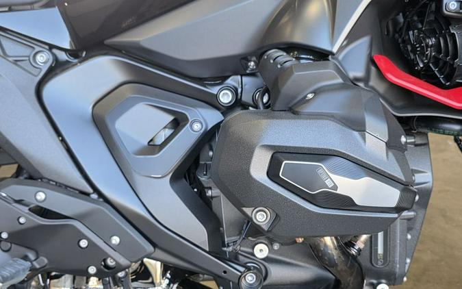 2026 BMW R 1300 R