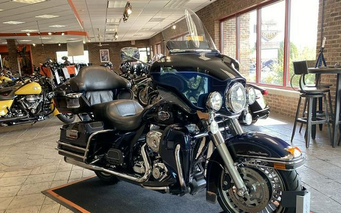 2012 Harley-Davidson FLHTCU - Electra Glide Ultra Classic