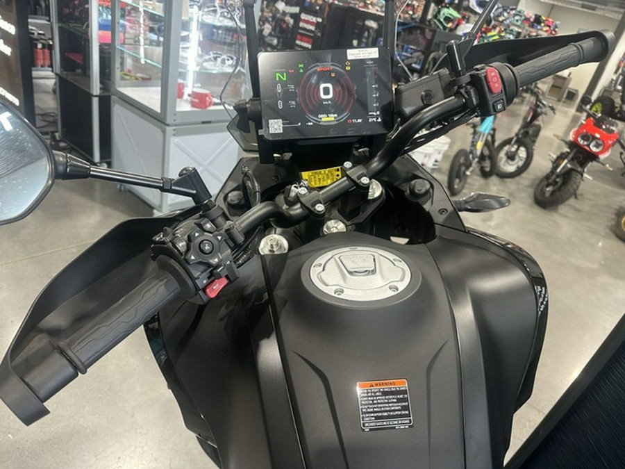 2025 CFMOTO Ibex 800 E