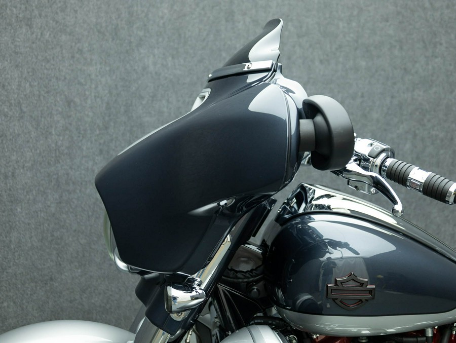 2019 HARLEY DAVIDSON FLHXSE CVO STREET GLIDE W/ABS