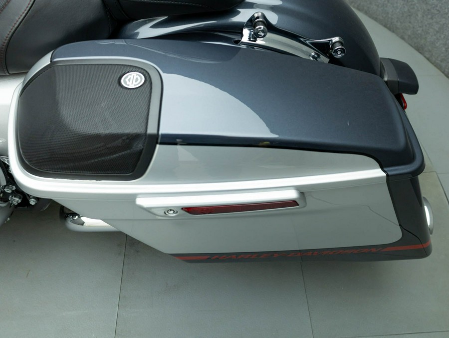 2019 HARLEY DAVIDSON FLHXSE CVO STREET GLIDE W/ABS