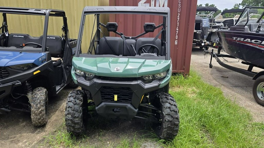 2026 Can-Am® Defender DPS HD7 Compass Green