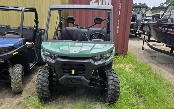 2026 Can-Am® Defender DPS HD7 Compass Green