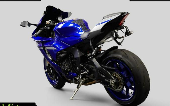 2020 Yamaha YZF-R1