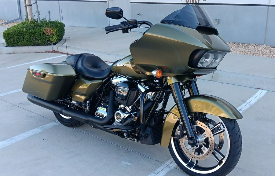 2017 Harley-Davidson® FLTRXS - Road Glide® Special