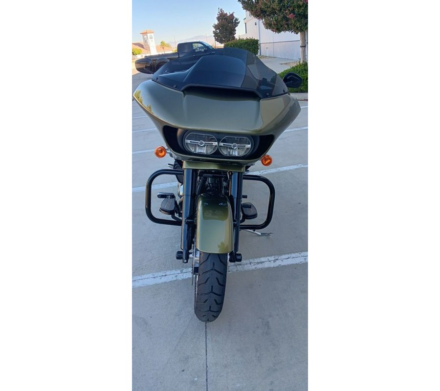 2017 Harley-Davidson® FLTRXS - Road Glide® Special