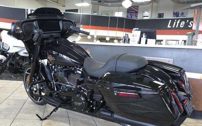 2025 Harley-Davidson® FLHX - Street Glide®