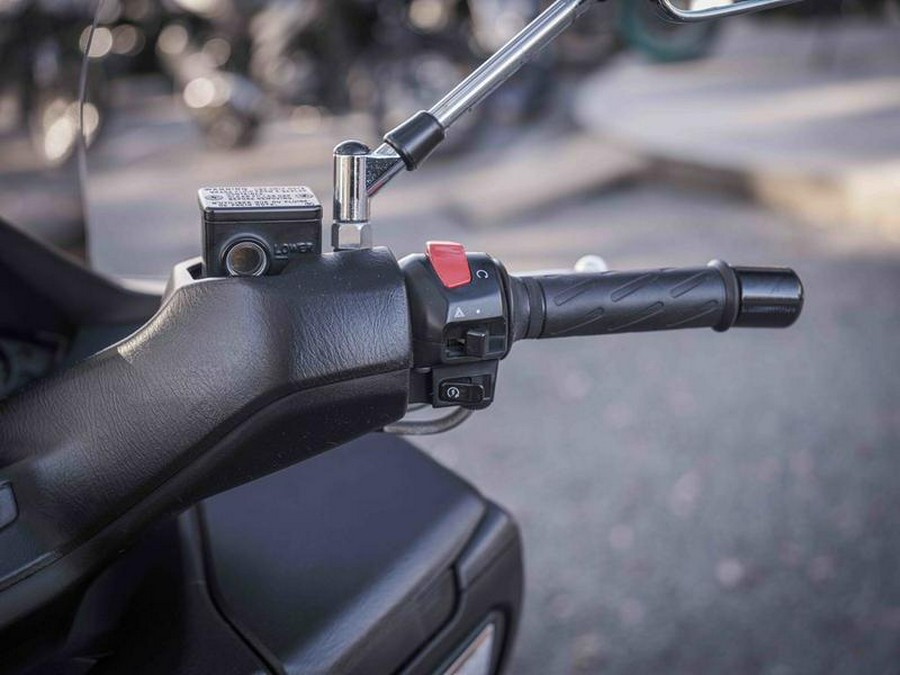 2016 Suzuki Burgman 400 ABS